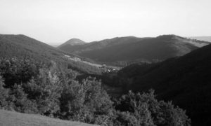Село Слаковце на источним падинама Копаоника, Србија