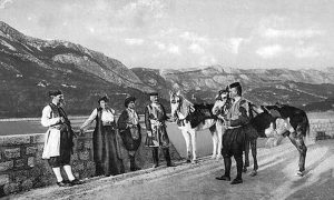 Народне ношње у Дубровнику, Далмација, стара разгледница.