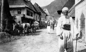 Турско село у Македонији. Фотографија Феликса Коча.