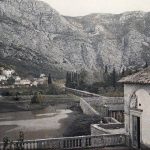 Поглед на Рожат при изласку из млина на реци Омбли, околина Дубровника, 23. октобар 1912. (фото www.albert-kahn.hauts-de-seine.fr)