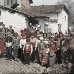 Чланови циганске заједнице, Призрен, 9. мај 1913. (фото www.albert-kahn.hauts-de-seine.fr)