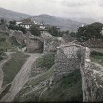 Зидови тврђаве који окружују град, Охрид, мај 1913. (фото www.albert-kahn.hauts-de-seine.fr)