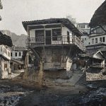 Раскршће две улице у граду, Мелник, 18. септембар 2013. (фото www.albert-kahn.hauts-de-seine.fr)