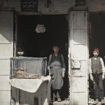 Продавац хлеба, Солун, 13. мај 1913. (фото www.albert-kahn.hauts-de-seine.fr)