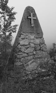 Спомен костурница у близини села Костур, О. Крива Паланка