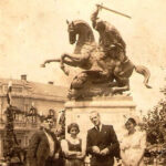 Фотографија са откривања споменика 12. јула 1937. године