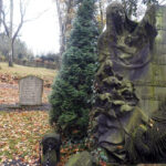 Споменик на гробљу Еберсдорф код Хемница, рад вајара Деброка (фото tracesofwar.com)