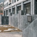 Спомен плоча 1300 каплара у Ужицу, на „Плажи“ (фото Бојан Радојичић)