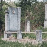 Споменик Михаилу Жунићу на гробљу у Прогону, Гостиница (фото Бојан Радојичић)