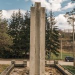 Спомен-чесма на Поповој Води крај Ужица (фото Бојан Радојичић)