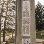 Натпис на северној страни спомен-чесме на Поповој Води крај Ужица (фото Бојан Радојичић)