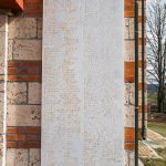 Спомен-плоче на цркви Светог Василија Острошког у Рибашевини (фото Бојан Радојичић)