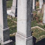 Споменик Обрену Лазићу на гробљу у засеоку Ерчугићи у Рибашевини (фото Бојан Радојичић)