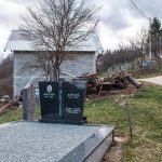 Крајпуташ Ђорђу Љубојевићу у Волујцу (фото Бојан Радојичић)