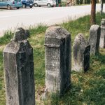 Крајпуташ трговцу Милисаву у Биосци (фото Бојан Радојичић)