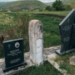 Споменик Милутину Ћосићу на гробљу у Рочњаку, Биоска (фото Бојан Радојичић)