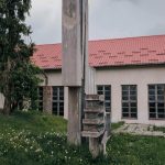 Споменик у центру села Кремна (фото Бојан Радојичић)