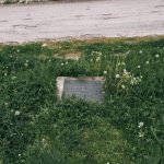 Спомен-плоча поред споменика у центру села Кремна (фото Бојан Радојичић)