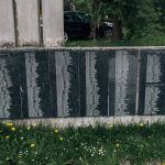 Спискови бораца и жртава на споменику у центру села Кремна (фото Бојан Радојичић)