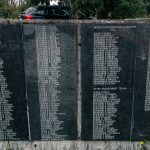 Спискови бораца и жртава на споменику у центру села Кремна (фото Бојан Радојичић)
