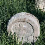 Споменик на гробљу крај цркве архистратига Гаврила у Стапарима (фото Бојан Радојичић)