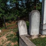 Споменик Миловану Млађеновићу на гробљу код Мегаре у Стапарима (фото Бојан Радојичић)