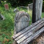Споменик Бранку Крстонијевићу на гробљу код Мегаре у Стапарима (фото Бојан Радојичић)