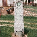 Крајпуташ Петру Љубичићу у Доњем пољу у Качеру (фото Бојан Радојичић)