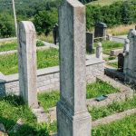 Споменик Јовану Ђуровићу на гробљу на Пори, Росуље (фото Бојан Радојичић)