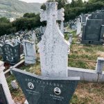Споменик Аксентијевићима на гробљу у Севојну (фото Бојан Радојичић)