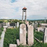 Споменик Љубомиру и Владимиру Прљевићима на гробљу у Прљевини, Љубање (фото Бојан Радојичић)