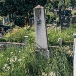 Споменик потпуковнику Љубомиру М. Вражалићу на гробљу на Доварју у Ужицу (фото Бојан Радојичић)