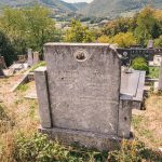 Споменик Милутину Веснићу на гробљу на потесу Стране у Горјанима (фото Бојан Радојичић)