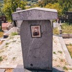 Споменик Манојлу Т. Савићу на гробљу на потесу Стране у Горјанима (фото Бојан Радојичић)