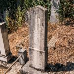 Споменик Миленку Бурлићу на гробљу на потесу Братиновићи у Карану (фото Бојан Радојичић)
