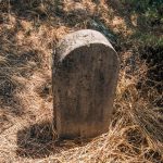 Споменик Тимотију Бурлићу на гробљу на потесу Братиновићи у Карану (фото Бојан Радојичић)