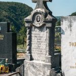 Споменик Милану Тодорићу на Тодорића гробљу у Никојевићима (фото Бојан Радојичић)