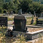 Гробље на потесу Страна, у Скржутима (фото Бојан Радојичић)