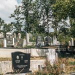 Гробље на потесу Страна, у Скржутима (фото Бојан Радојичић)