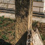 Споменик Драгутину Топаловићу на гробљу на потесу Страна у Скржутима (фото Бојан Радојичић)