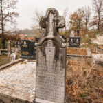 Споменик Кости Обућини на Обућина гробљу у Дрежнику (фото Бојан Радојичић)