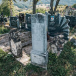 Споменик Јаћиму Селаковићу на гробљу на потесу Поље у Кремнима (фото Бојан Радојичић)