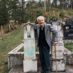 Споменик Витомиру Којадиновићу на гробљу на потесу Божурица у Мокрој Гори (фото Бојан Радојичић)