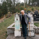 Споменик Витомиру Којадиновићу на гробљу на потесу Божурица у Мокрој Гори (фото Бојан Радојичић)