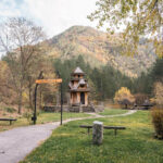 Руска спомен капела на Јатарицама у Мокрој Гори (фото Бојан Радојичић)
