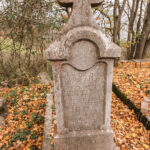 Споменик Марјану Ерићу на гробљу у селу Вране, Скржути (фото Бојан Радојичић)