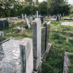Споменик Кости Станисављевићу на гробљу у Врутцима (фото Бојан Радојичић)